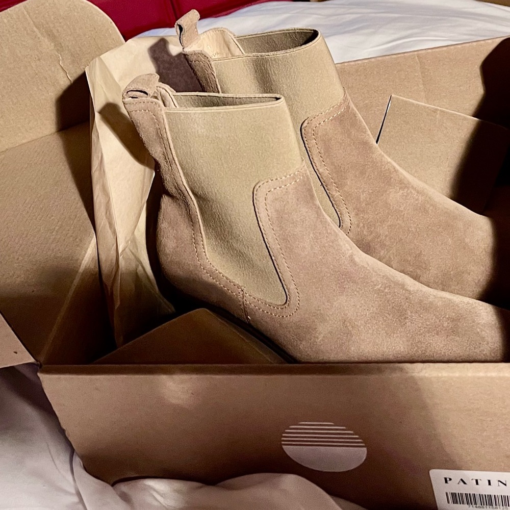 Portland Leather Goods Patina Vero Chelsea Boots Taupe Size 8